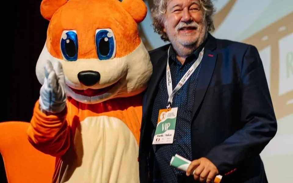 V Ostrově začal tradiční dětský filmový festivalu Oty Hofmana. Přijel i Troška