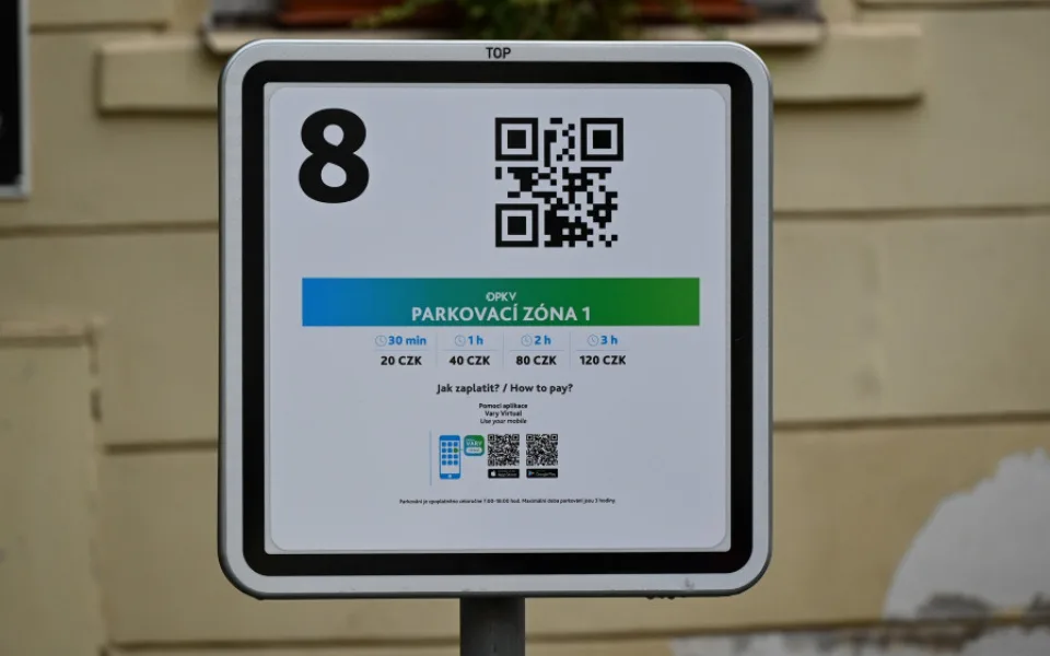 Karlovy Vary chtějí posílit kontrolu parkování, spoléhat se chtějí na nové bezobslužné technologie