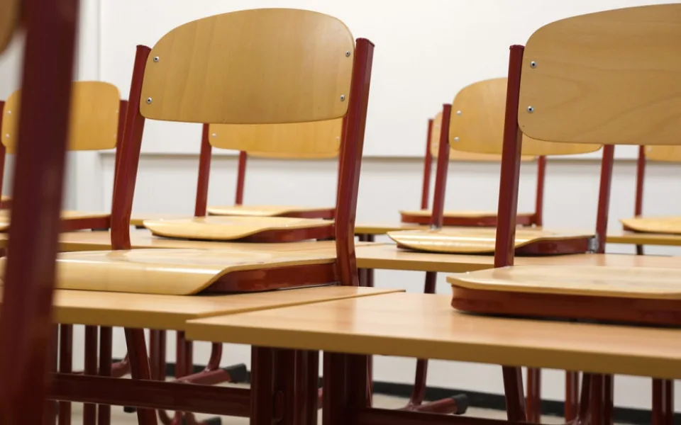 Karlovarský kraj nechá zmapovat, proč část studentů nedokončí střední školu