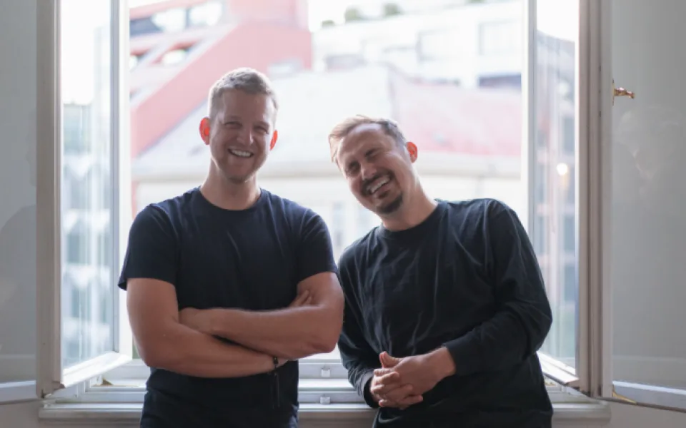 Podcast Pavlač: Brněnský šalinář a tajemné nádraží v Jihlavě.