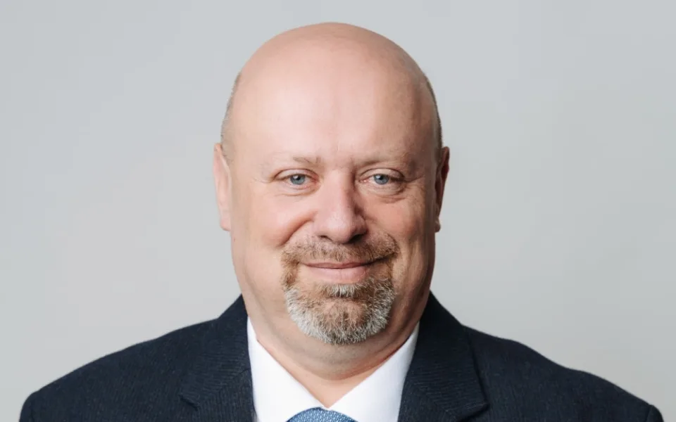 Rekreační oblasti negativně zatěžují obecní a městské rozpočty, říká starosta Hroznětína Martin Maleček