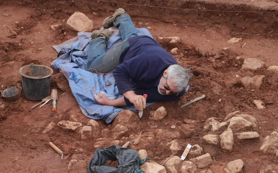 Karlovarské muzeum představilo nález komorového hrobu z doby halštatské