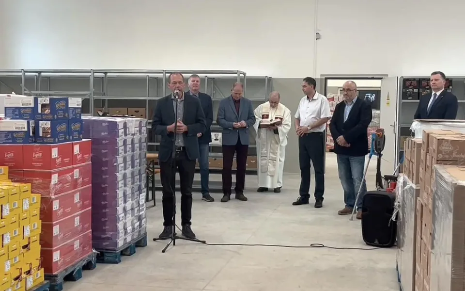 Potravinová banka otevřela v Karlovarském kraji nový centrální sklad
