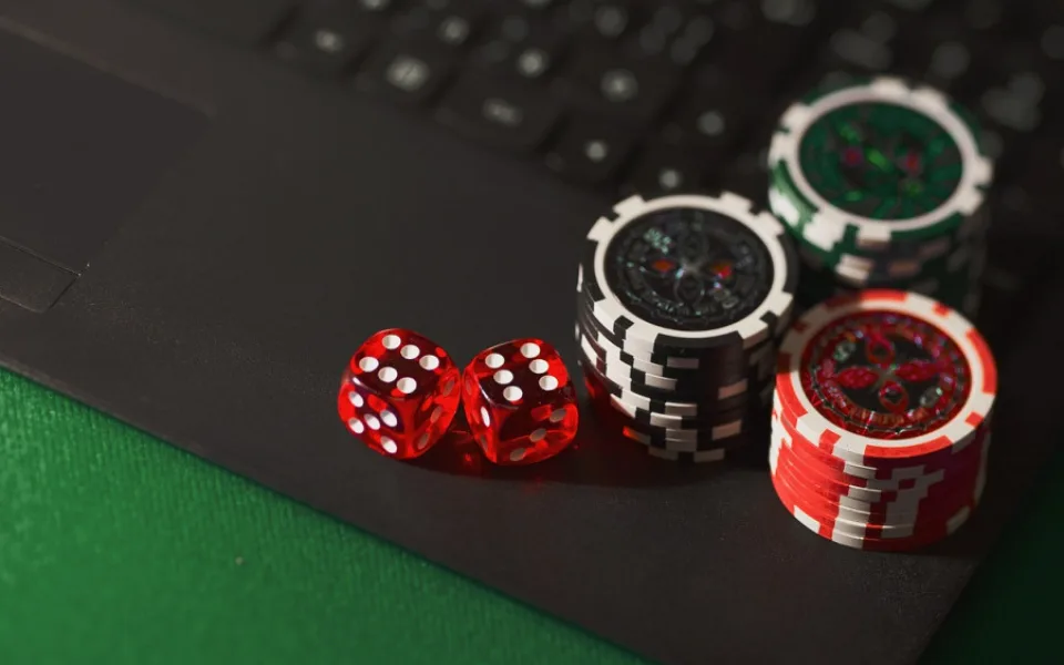dice-5012425_1280