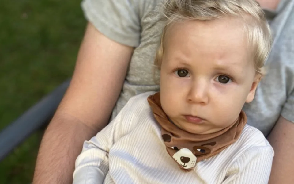 Malý Vilík trpí vzácným onemocněním. Lidé dávají ve sbírce dohromady dvacet milionů