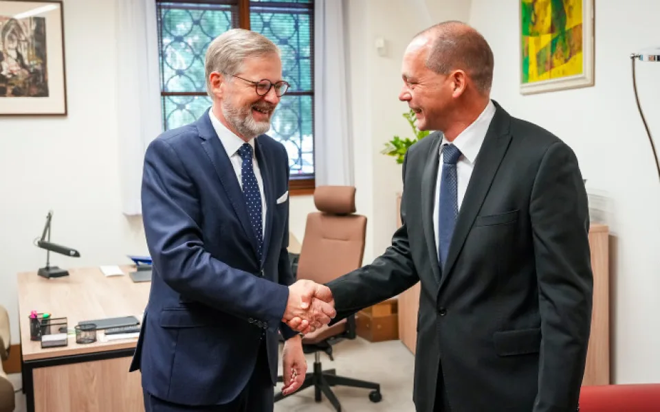 Petr Kulhánek zůstává hejtmanem i ministrem
