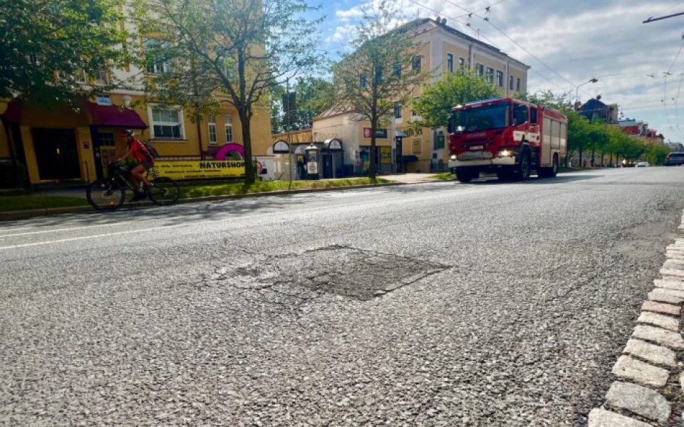 Hlavní ulice před rekonstrukcí