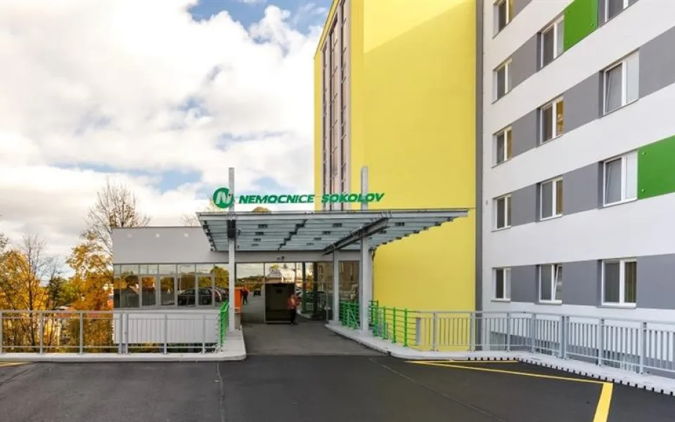 Sokolovská nemocnice má díky příspěvku města Sokolov nové přístroje