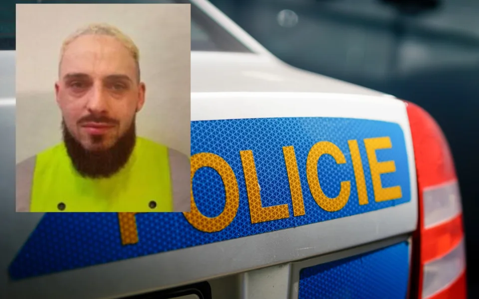 Muž nenastoupil do vězení. Pátrá po něm policie
