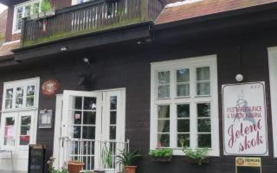 Restaurace Jelení skok v lázeňských lesích