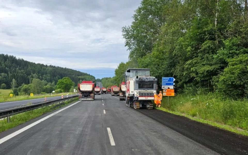 ŘSD letos opraví u Dalovic další úsek silnice I/13 z Karlových Varů na Ostrov