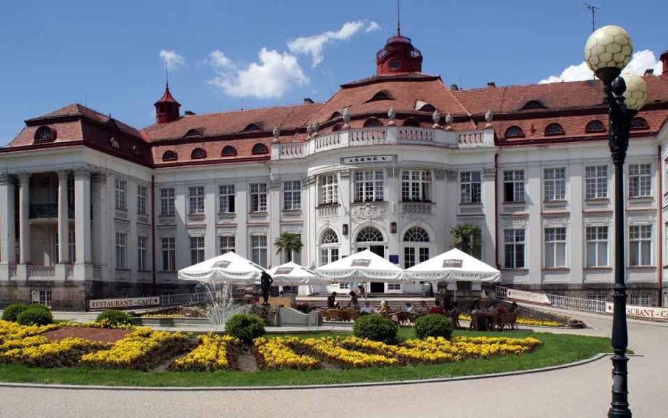 Karlovy Vary chtějí dát letos 20 milionů Kč na opravy v Alžbětiných lázních.