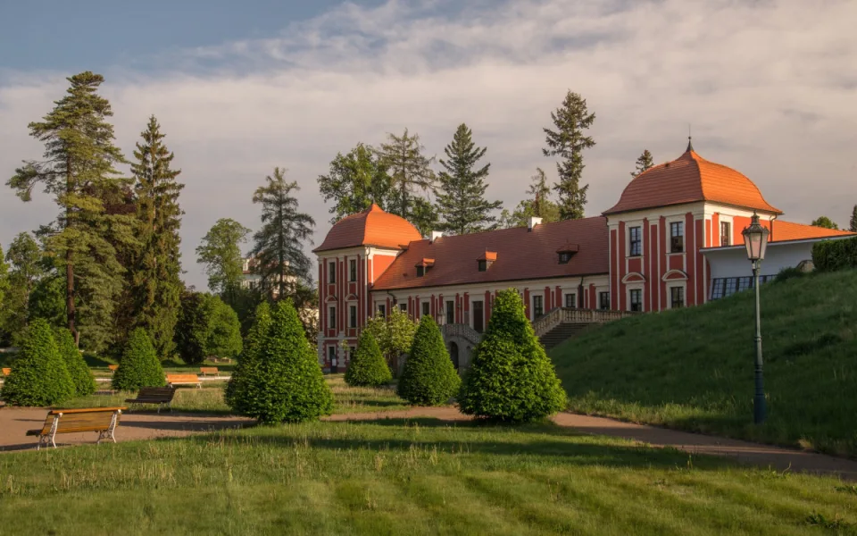 Oranžerie v Paláci princů v Ostrově bude mít nový vchod, vyjde na milion korun.