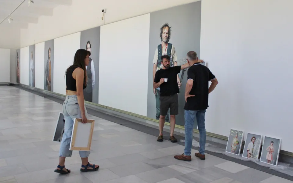 Galerie umění Karlovy Vary zahájila výstavu fotografií Václava Jiráska.