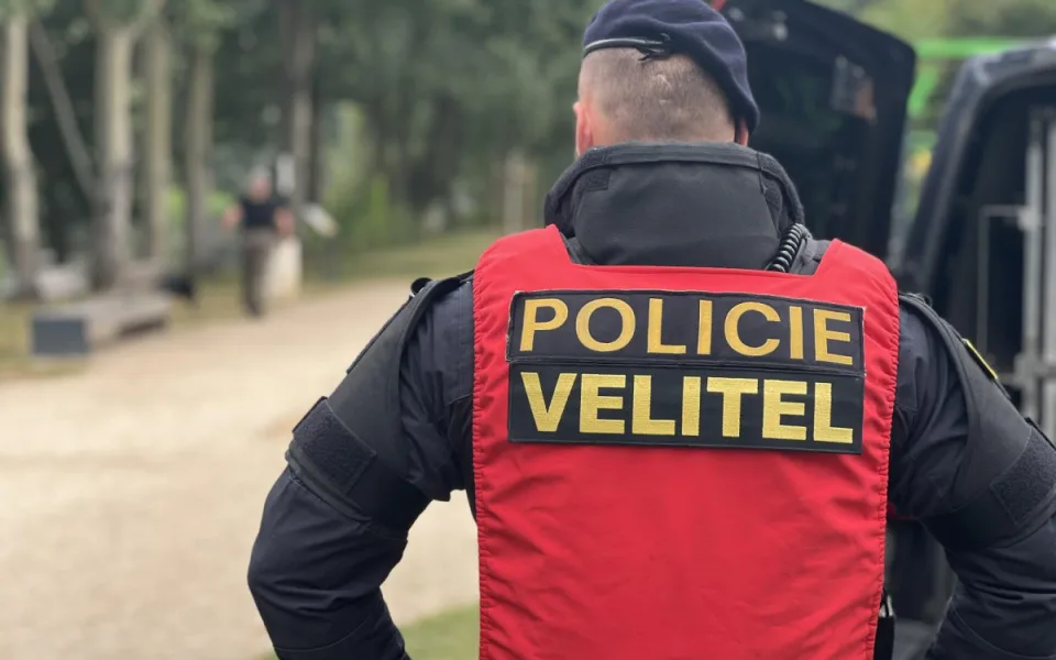 Policisté v Mariánských Lázních našli pohřešovaného seniora.
