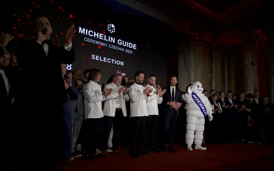Restaurace Papilio má dvě hvězdy Michelin, dalších osm získalo jednu hvězdu.