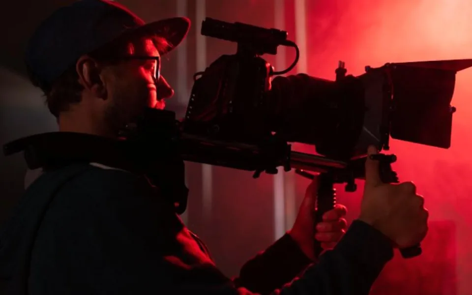 Karlovarský kraj podpoří natáčení filmu Zvíře dotací 300 tisíc korun.