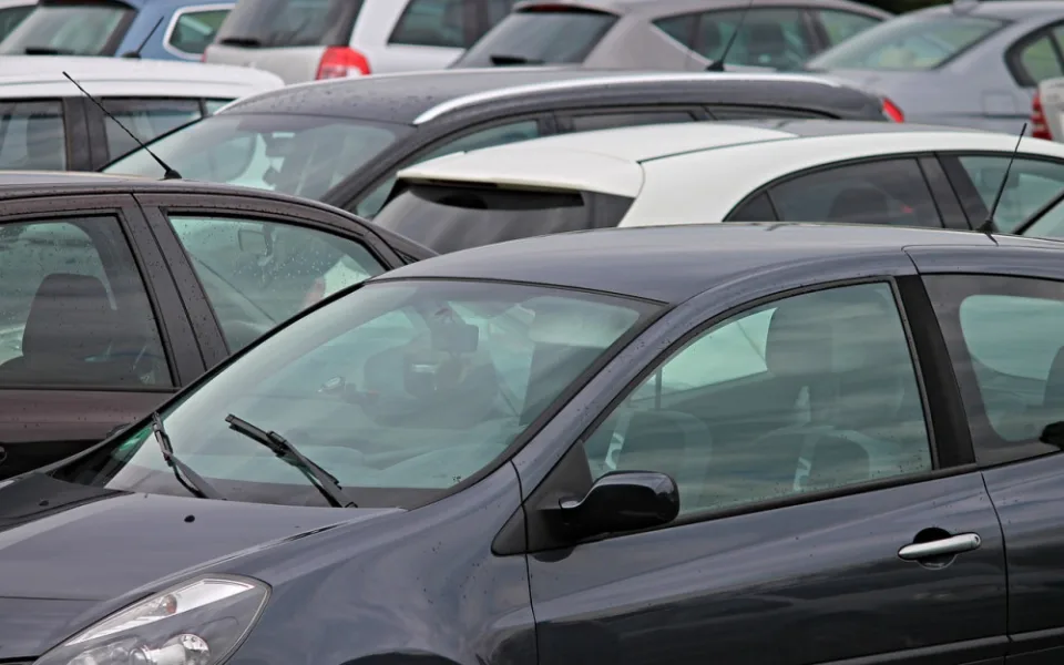 Cheb vymění parkovací automaty v centru, parkování na náměstí bude dražší