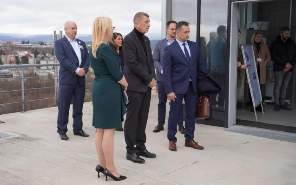 Premiér Babiš navštívil Karlovarský kraj, zaměřil se na zdravotnictví i záchranný systém.
