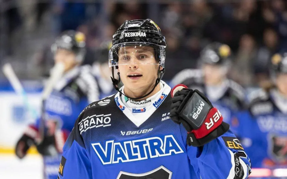 Karlovy Vary posilují obranu, přichází finský reprezentant Tobias Winberg