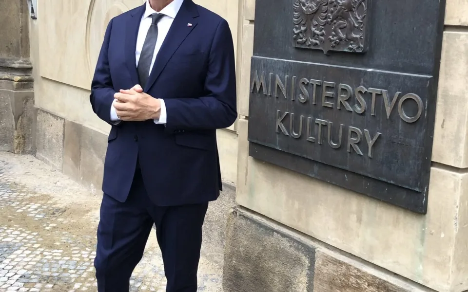 Estébák bez páteře, pustil se moderátor Novotný do ministra kultury Klempíře