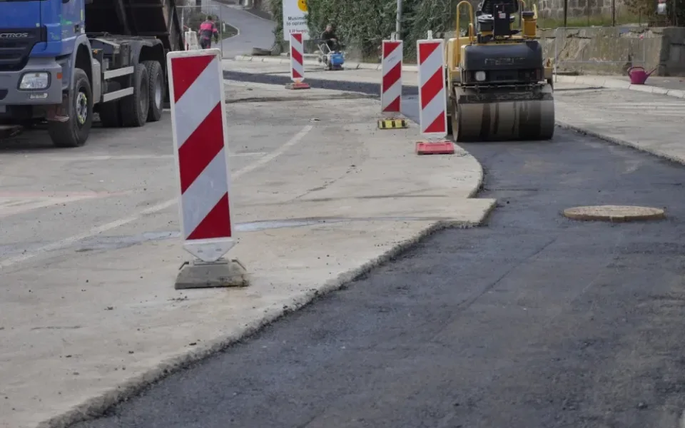 Opravy silnic v kraj výpadek peněz od státu neohrozí, říká náměstek hejtmana