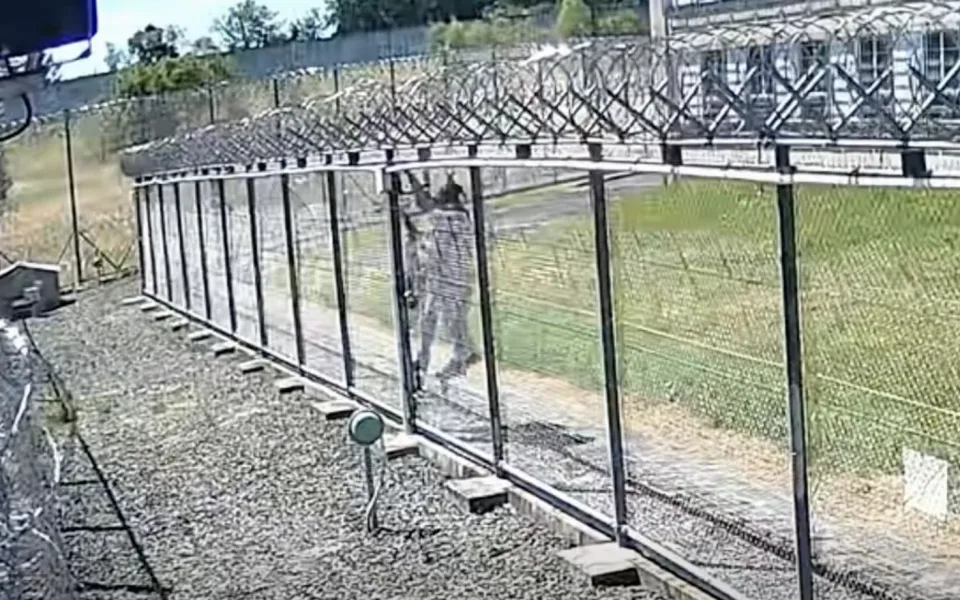 Dva odsouzení se pokusili o útěk z věznice v Kynšperku